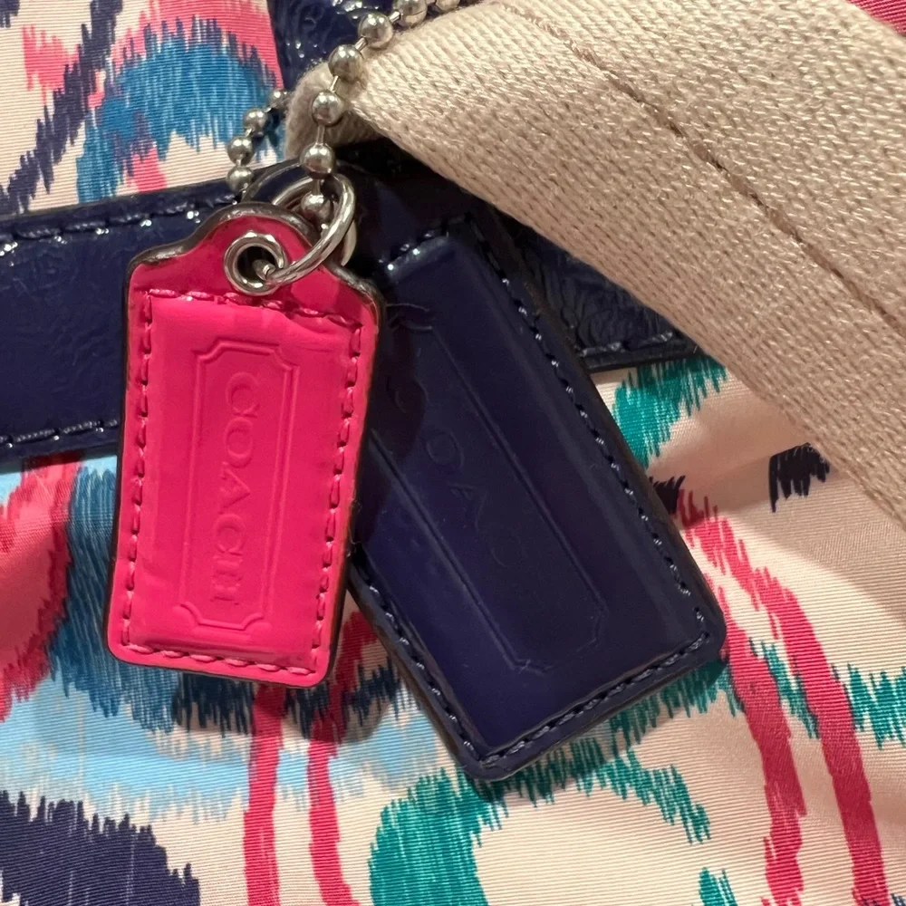 Coach Abstract Pattern Backpack - Picture 4 of 9